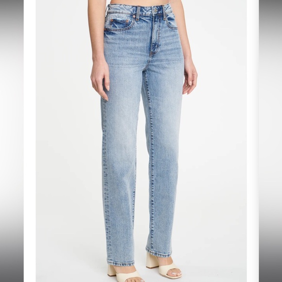 Daze high-waisted, straight fitted, light wash jeans, size 24 - Picture 7 of 7